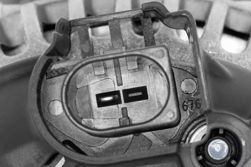 VEMO VEMO (V10-13-50016) Alternator 